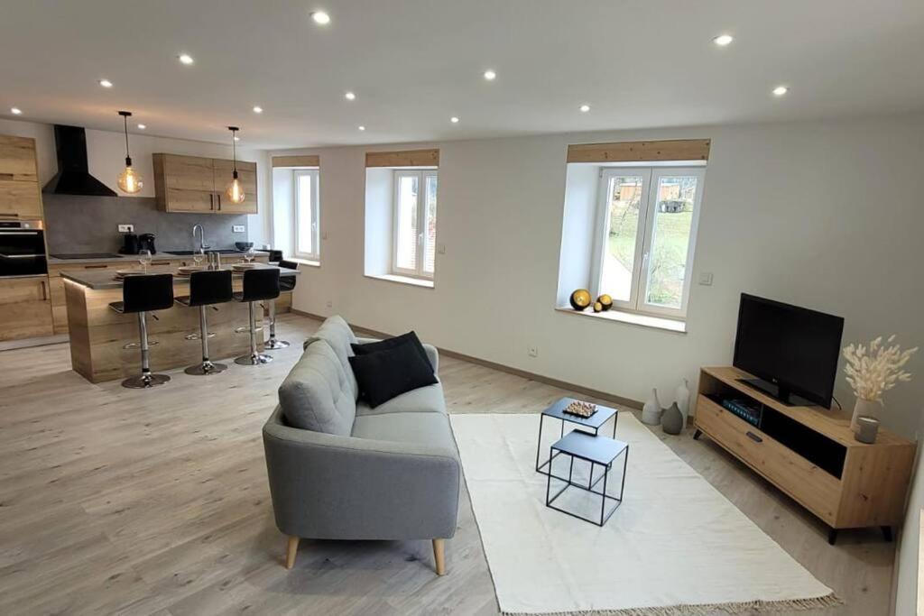Superbe Appartement Neuf Et Cosy 77 M2 Villers-le-Lac Εξωτερικό φωτογραφία