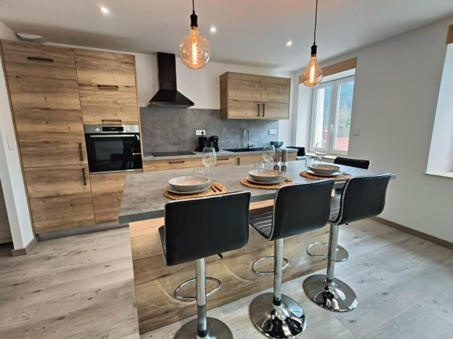 Superbe Appartement Neuf Et Cosy 77 M2 Villers-le-Lac Εξωτερικό φωτογραφία